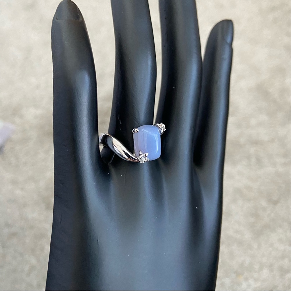 Chanel Fine Jewelry - Chalcedony and Diamond Comet Ring - Picture 5 of 10